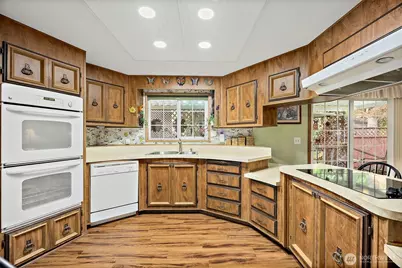 9314 Canyon Road E #82, Puyallup, WA 98371 - Photo 11