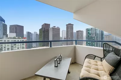 2100 3rd Avenue #2606, Seattle, WA 98121 - Photo 3