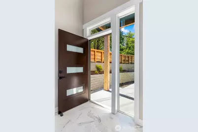 5732 Halls Lake Way, Lynnwood, WA 98036 - Photo 7