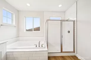 2213 Oak Ct, Milton, WA 98354 - Photo 35