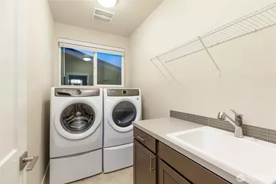 139 Blackfish Court, Bremerton, WA 98310 - Photo 29