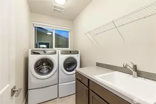 139 Blackfish Ct, Bremerton, WA 98310 - Photo 29