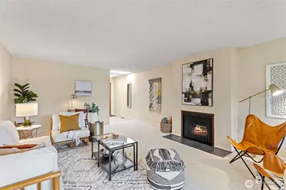 11025 Glen Acres Drive S #D, Seattle, WA 98168 - Photo 3