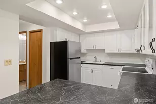 9920 NE 119th St, Kirkland, WA 98034 - Photo 13
