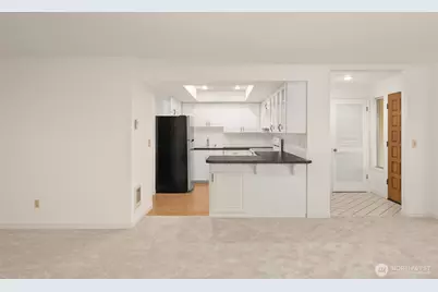 9920 NE 119th Street #308, Kirkland, WA 98034 - Photo 11