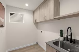 1111 26th Ave, Seattle, WA 98122 - Photo 15