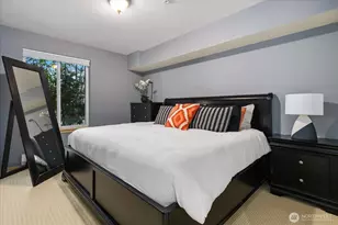 5589 Lakemont Blvd SE, Bellevue, WA 98006 - Photo 7