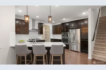 10483 Sentinel Drive, Gig Harbor, WA 98332 - Photo 3