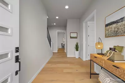 7853 S 132 Street, Seattle, WA 98178 - Photo 7