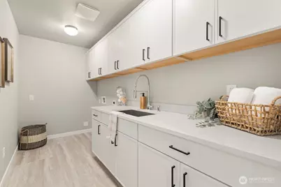 7879 S 132 Street, Seattle, WA 98178 - Photo 31