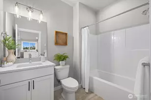 7879 S 132nd St, Seattle, WA 98178 - Photo 35