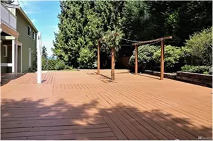 2420 94th Ave NE, Clyde Hill, WA 98004 - Photo 5