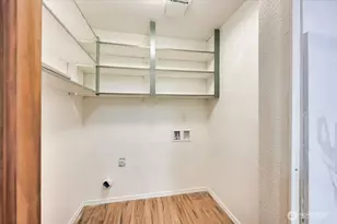 12712 NE 120th St, Kirkland, WA 98034 - Photo 17