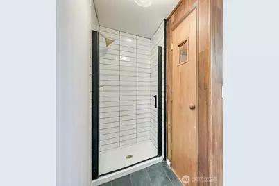 12712 NE 120th Street #G1, Kirkland, WA 98034 - Photo 9