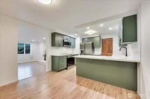 12712 NE 120th St, Kirkland, WA 98034 - Photo 13