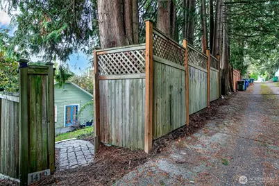 1419 25th Avenue E, Seattle, WA 98112 - Photo 19