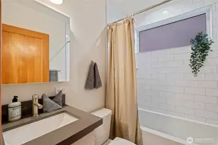 2844 B 22nd Ave W, Seattle, WA 98199 - Photo 23