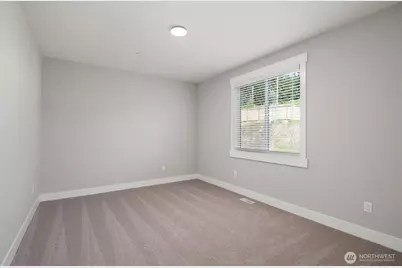9520 38th Street E, Edgewood, WA 98371 - Photo 17