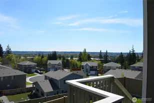 9520 38th St E, Edgewood, WA 98371 - Photo 3