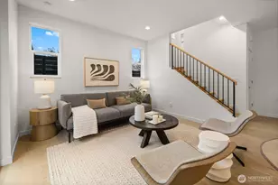 713 N 70th St, Seattle, WA 98103 - Photo 5