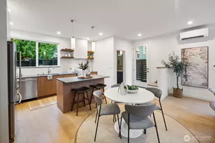 713 N 70th St, Seattle, WA 98103 - Photo 9