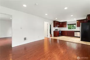 843 3rd Ave N, Kent, WA 98032 - Photo 5