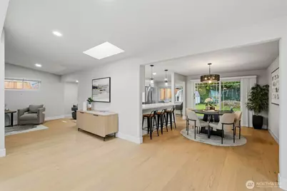 11024 SE 27th Place, Bellevue, WA 98004 - Photo 9