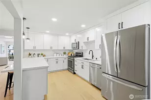 11024 SE 27th Pl, Bellevue, WA 98004 - Photo 17