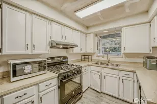 13108 SE 245th St, Kent, WA 98030 - Photo 5