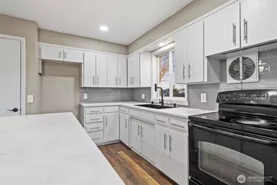 906 S A Street, Moses Lake, WA 98837 - Photo 5