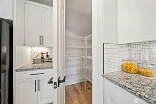 3019 N Pioneer Canyon Dr, Ridgefield, WA 98642 - Photo 19