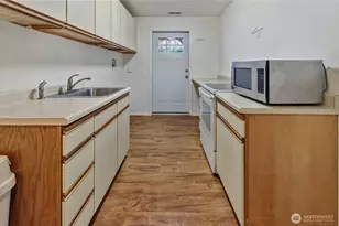 21211 95th Ct S, Kent, WA 98031 - Photo 23