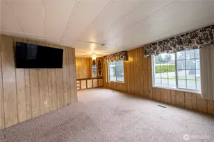 225 NE Ernst, Oak Harbor, WA 98277 - Photo 11