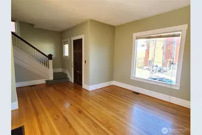 1815 E Roy Street, Seattle, WA 98112 - Photo 3