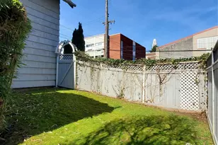 1815 E Roy St, Seattle, WA 98112 - Photo 29