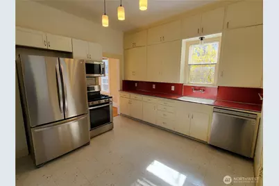 1815 E Roy Street, Seattle, WA 98112 - Photo 9