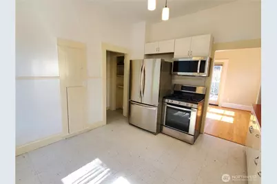 1815 E Roy Street, Seattle, WA 98112 - Photo 11