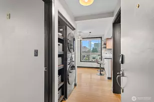 905 Cherry St, Seattle, WA 98104 - Photo 3