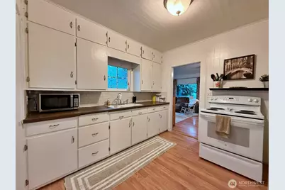 260 Stowell, Salkum, WA 98582 - Photo 9