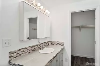 18420 Albany Street SW, Rochester, WA 98579 - Photo 17