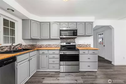 18420 Albany Street SW, Rochester, WA 98579 - Photo 11