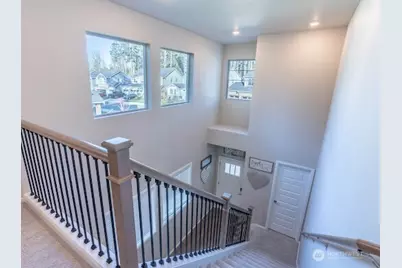 17622 Crossing Drive E, Puyallup, WA 98374 - Photo 3