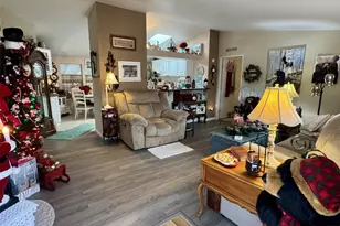 77 Blue Heron Dr, Longview, WA 98632 - Photo 3