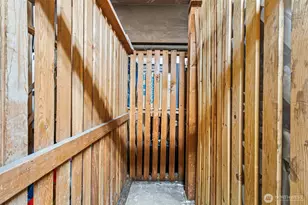 1631 16th Ave, Seattle, WA 98122 - Photo 13