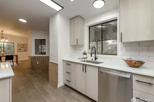 2500 S 370th St, Federal Way, WA 98003 - Photo 9