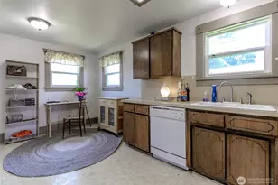 6845 S Clement Ave, Tacoma, WA 98409 - Photo 11