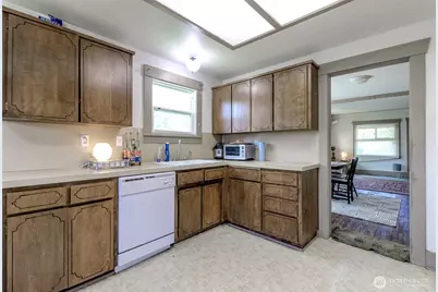 6845 S Clement Avenue, Tacoma, WA 98409 - Photo 7