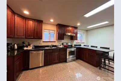 14231 53rd Avenue S, Tukwila, WA 98168 - Photo 9