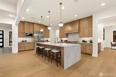 836 130th Avenue NE, Bellevue, WA 98005 - Photo 9