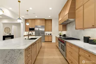 836 130th Ave NE, Bellevue, WA 98005 - Photo 9